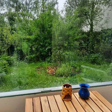 Giverny, Cosy Au Apartment