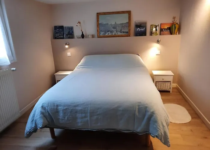 Giverny, Cosy Au Apartment